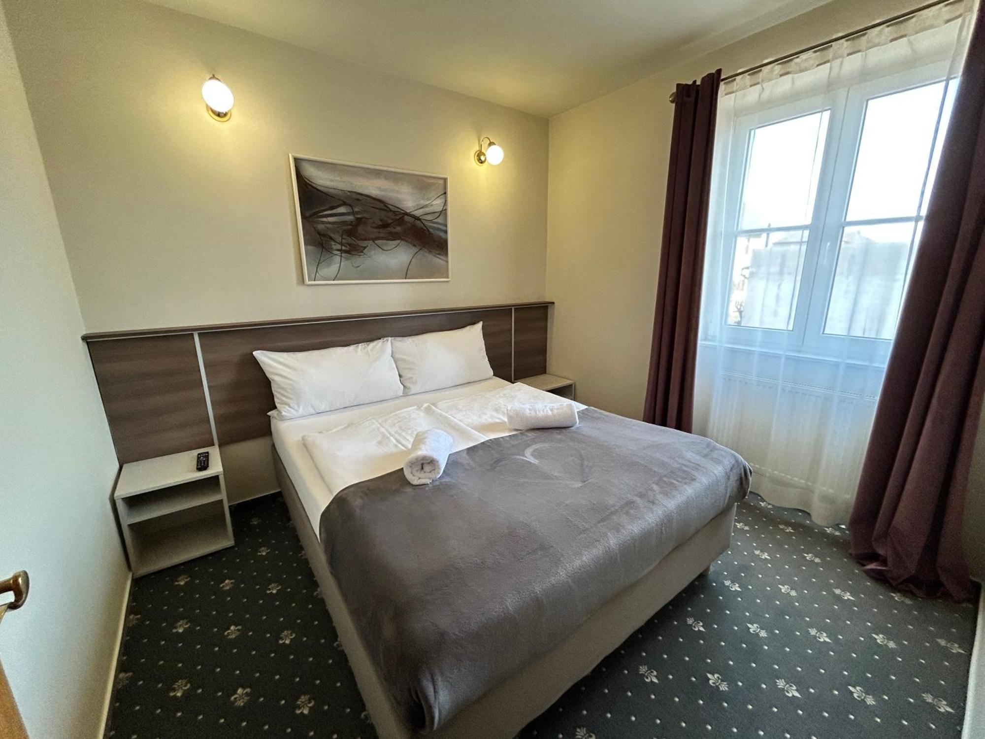 Hotel Brixen Havlíčkŭv Brod Exteriör bild