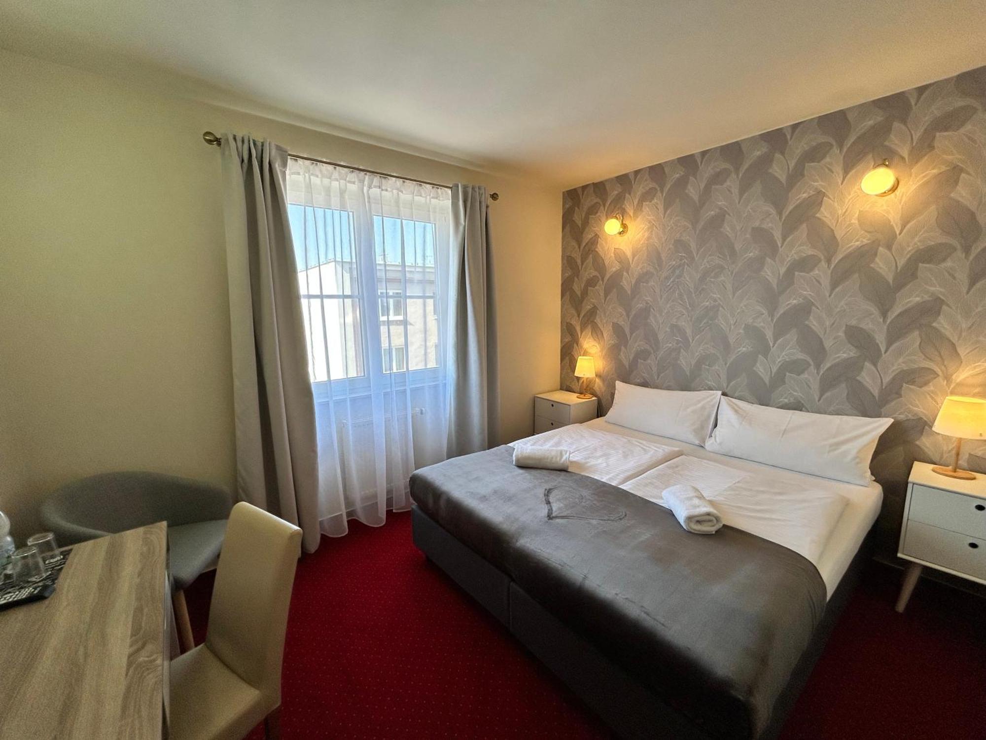 Hotel Brixen Havlíčkŭv Brod Exteriör bild
