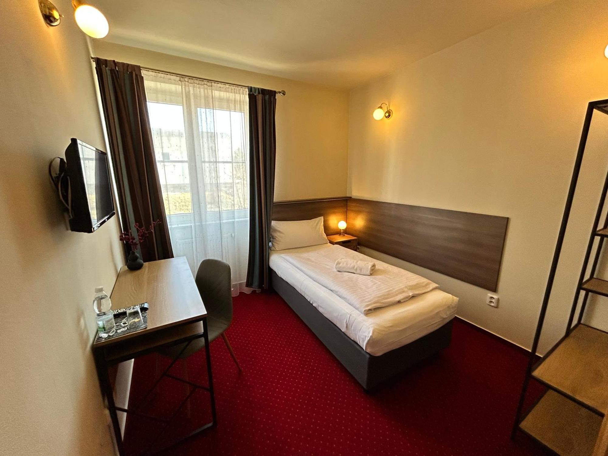 Hotel Brixen Havlíčkŭv Brod Exteriör bild